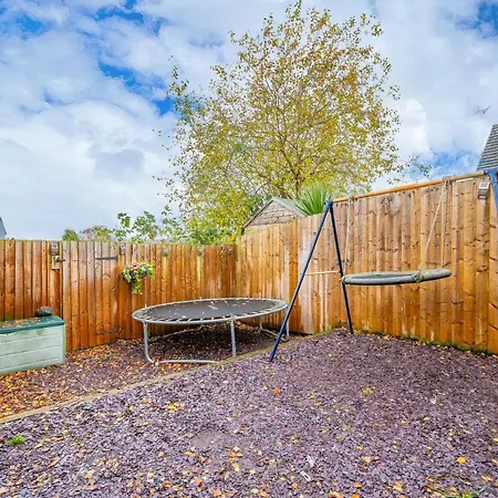 *rc27r* For Your Relaxed & Cosy + Parking * Leeds