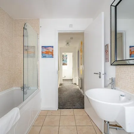 Homestay szállás *rc27r* For Your Relaxed & Cosy + Parking Leeds